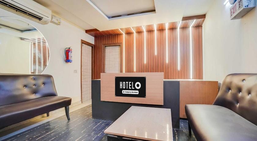 Hotel O West Vinod Nagar Metro Station Hotel in Noida
