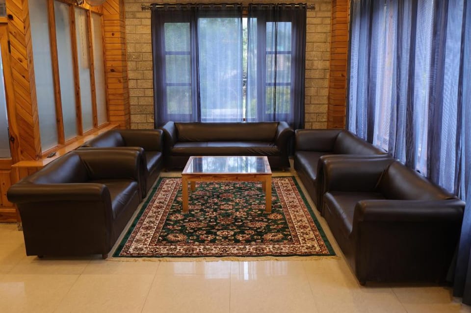 Luxe Signature Hotel in Himachal Pradesh