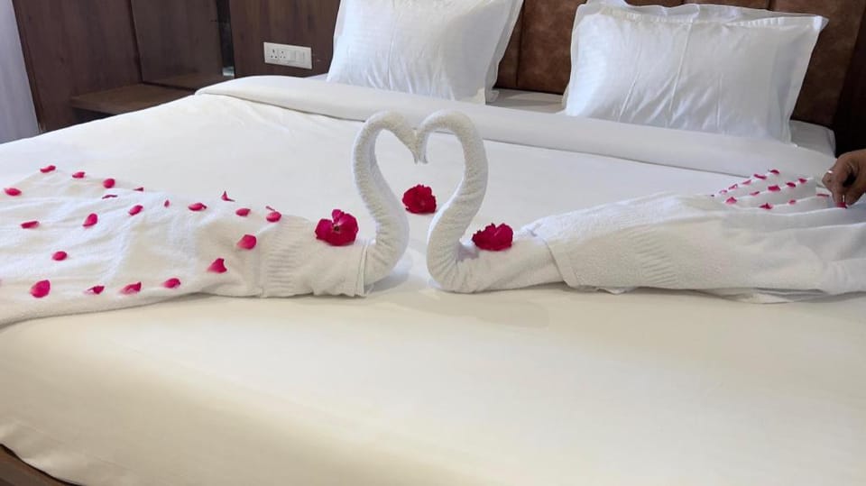 laxmi's peninsula retreat resorts Hotel in Maharashtra