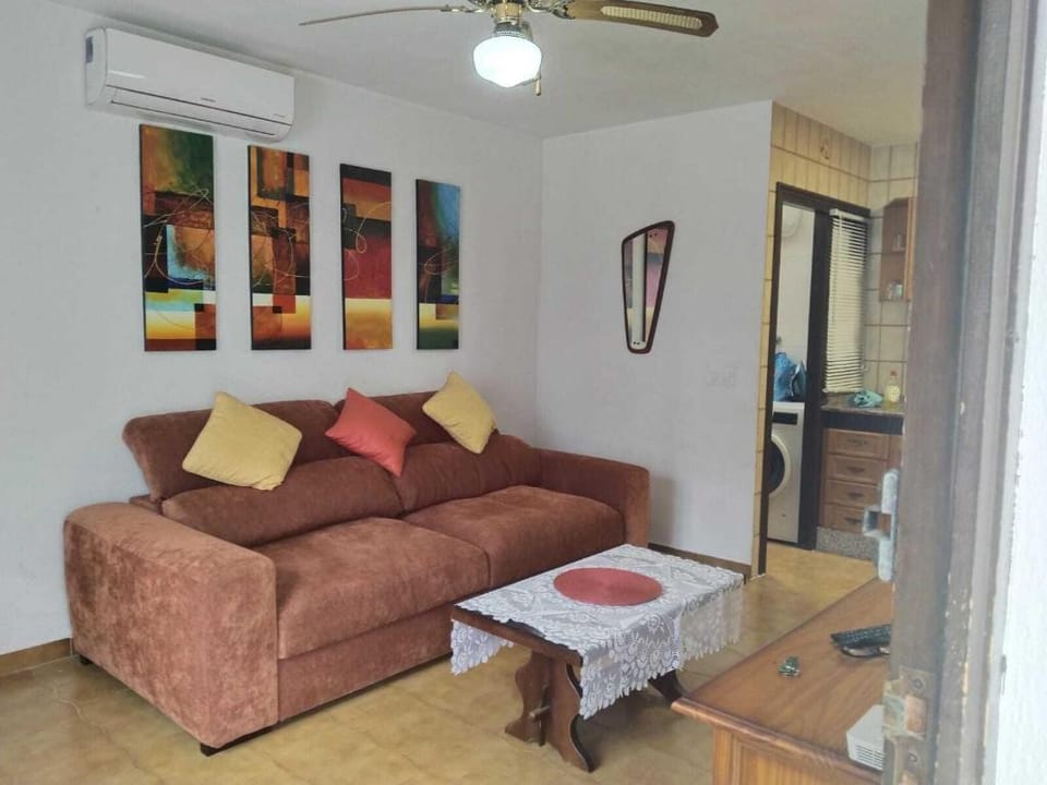 Relaxing 2-Bedroom Bungalow In Sunny Cabo Roig (2) Hotel in Vega Baja del Segura