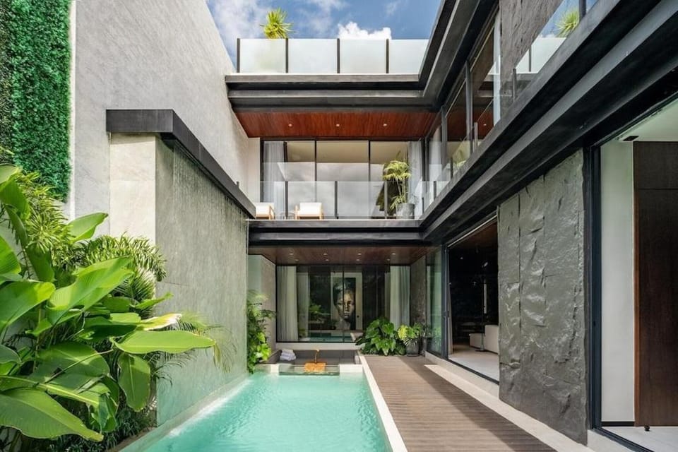 Alex Villas Grey and White Villa in North Kuta