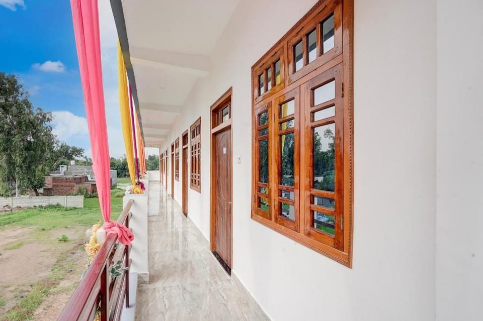 Super Hotel O Kashvi Inn & Cafe Hotel in Nepal