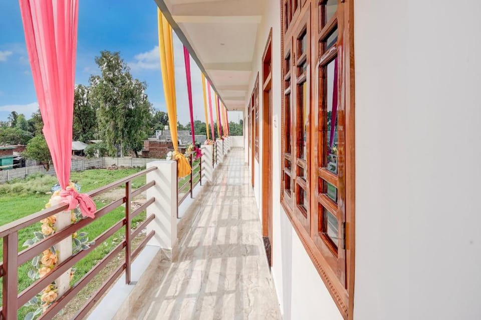 Super Hotel O Kashvi Inn & Cafe Hotel in Nepal