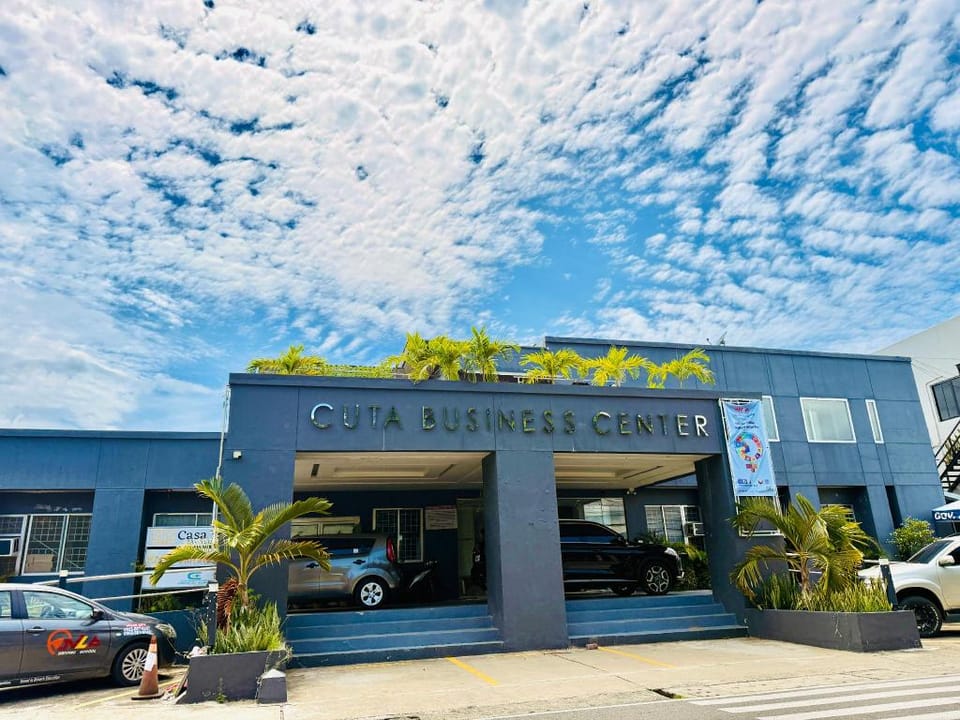 Casa Ysabel Transient Inn Bed and Breakfast in Ilocos Region
