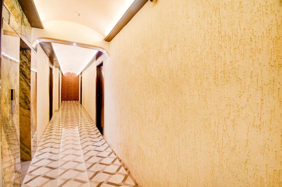 Super Townhouse Varanasi Railway Junction Hotel in Varanasi