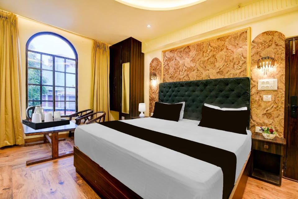 Super Townhouse Varanasi Railway Junction Hotel in Varanasi
