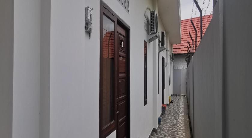 OYO 94667 Madina Homestay Hotel in Indonesia