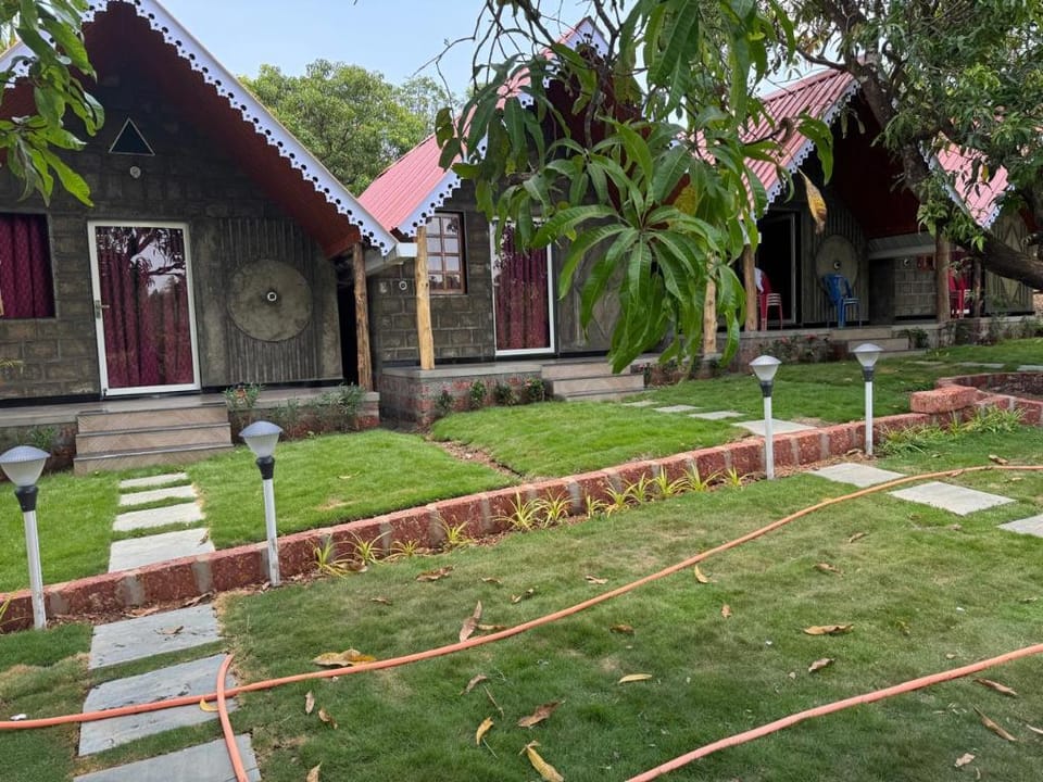 TRIO FARM serenity home vibe Hotel in Maharashtra