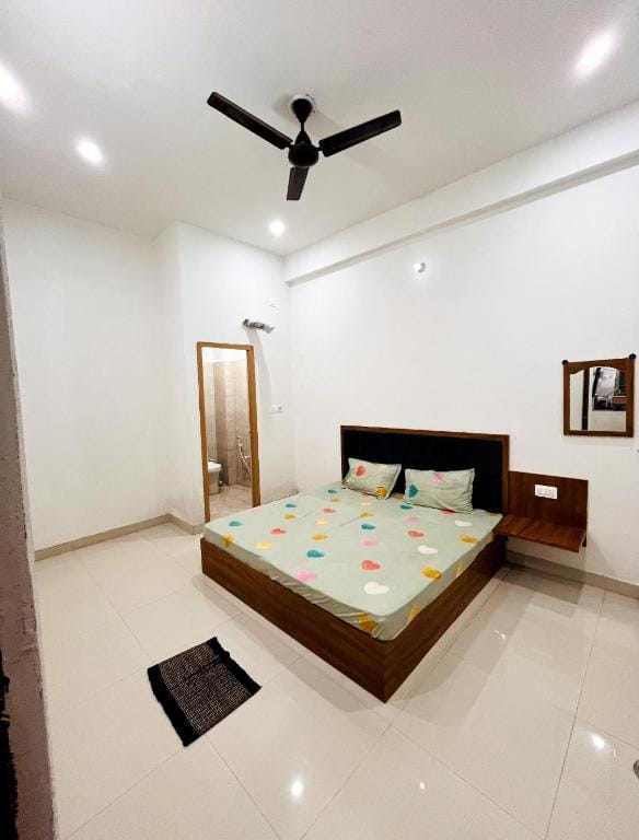 Kishori kripa Bed and Breakfast in Uttar Pradesh