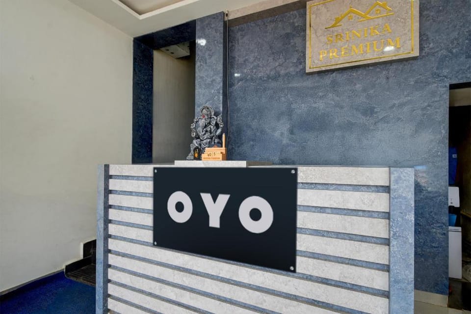 Hotel O Srinika premium near airport Hotel in Hyderabad