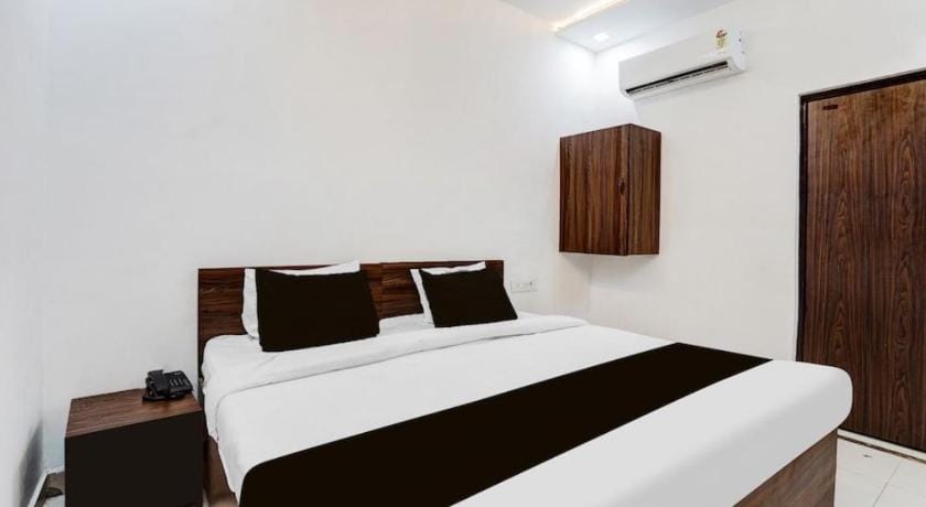 Hotel Taj Villa & Rooftop Restaurant Hotel in Agra
