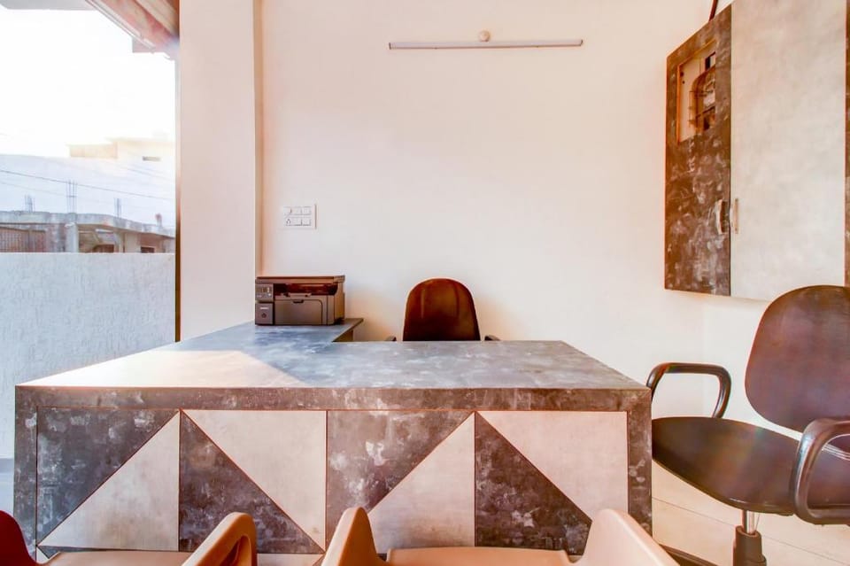 Hotel O GULMOHAR GRAND Hotel in India