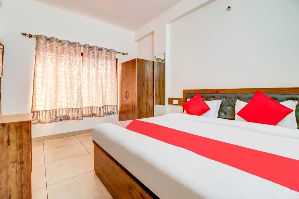 Hotel O GULMOHAR GRAND Hotel in India