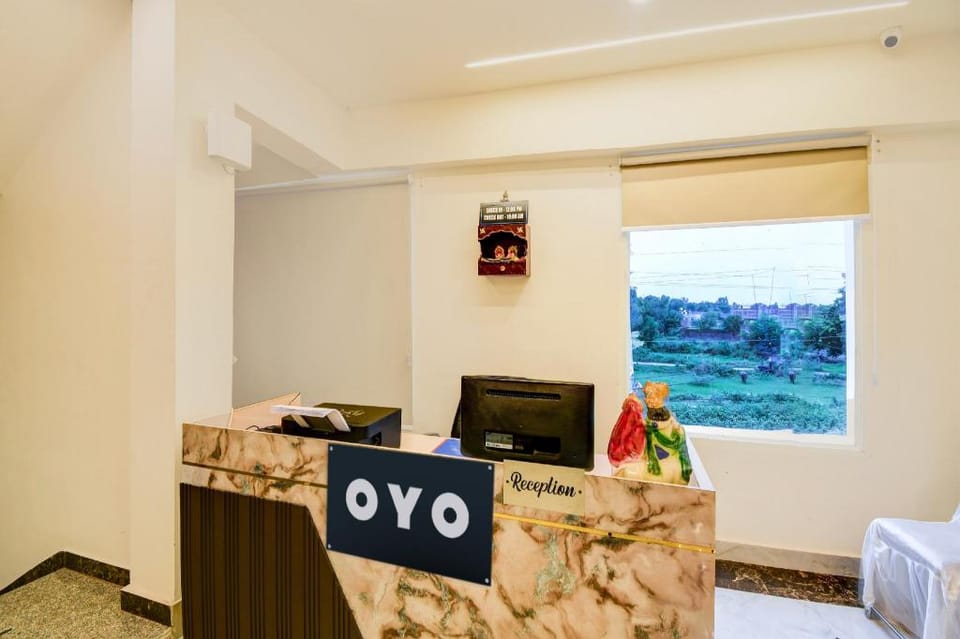 Hotel O Shree Krishna Palace Hotel in Lucknow