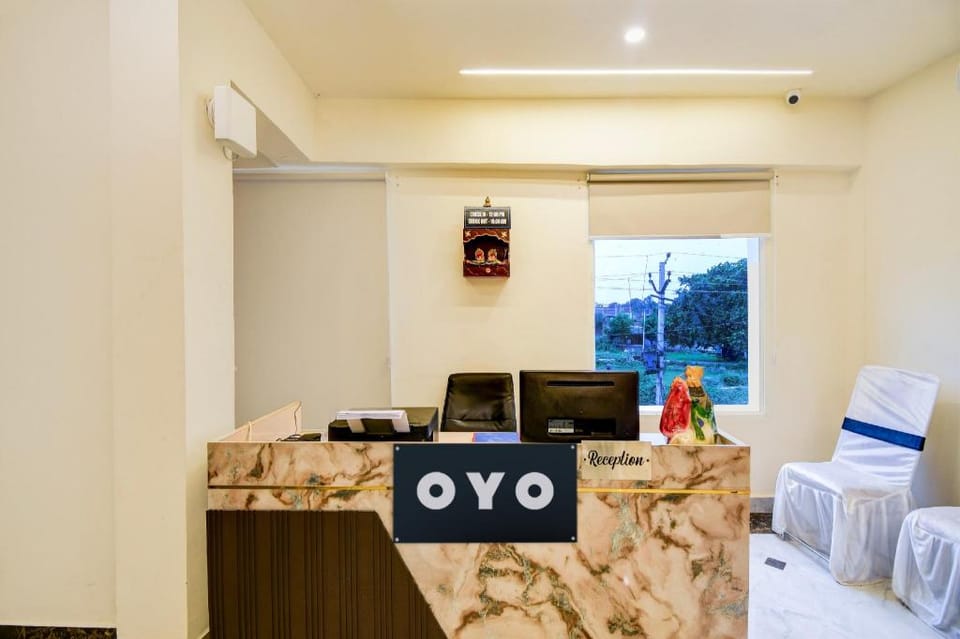 Hotel O Shree Krishna Palace Hotel in Lucknow