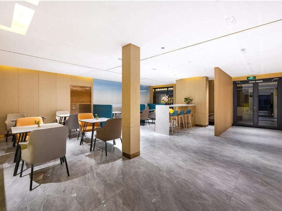 Cheerymay Hotel Beijing Guomao Dawanglu Metro Station Hotel in Beijing