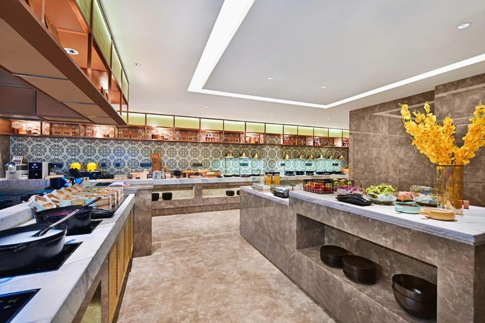 Vienna International Hotel Shenzhen Nanshan Science and Technology Park Kexing Flagship Hotel in Shenzhen