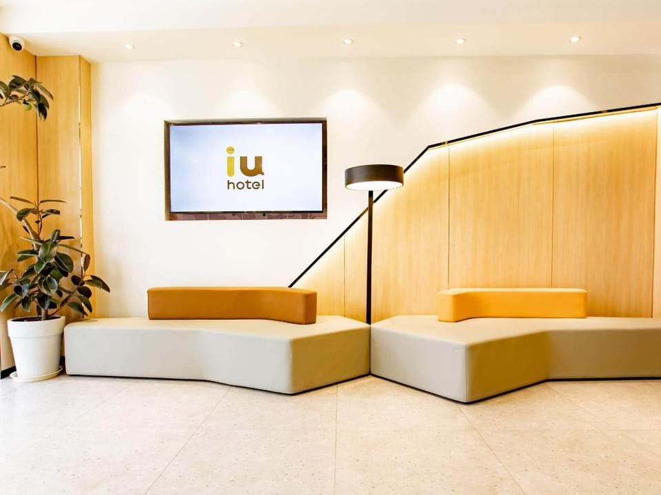 IU Hotel Beijing Jinsong Panjiayuan Metro Station Cancer Hospital Hotel in Beijing