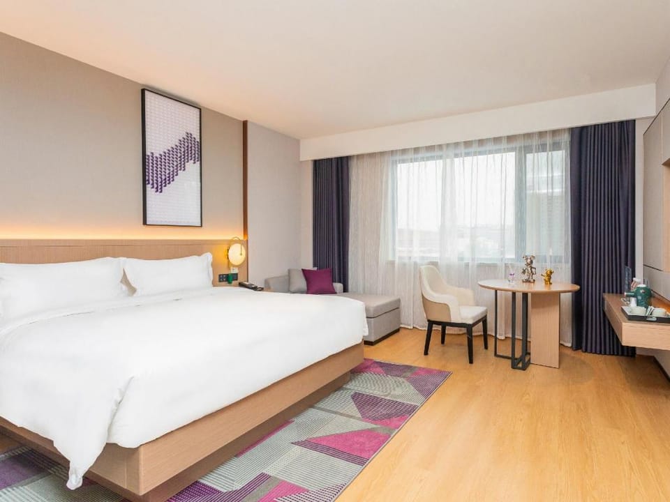 Lavande Hotel Beijing Fangshan Liangxiang University Town Suzhong Subway Station Hotel in Beijing