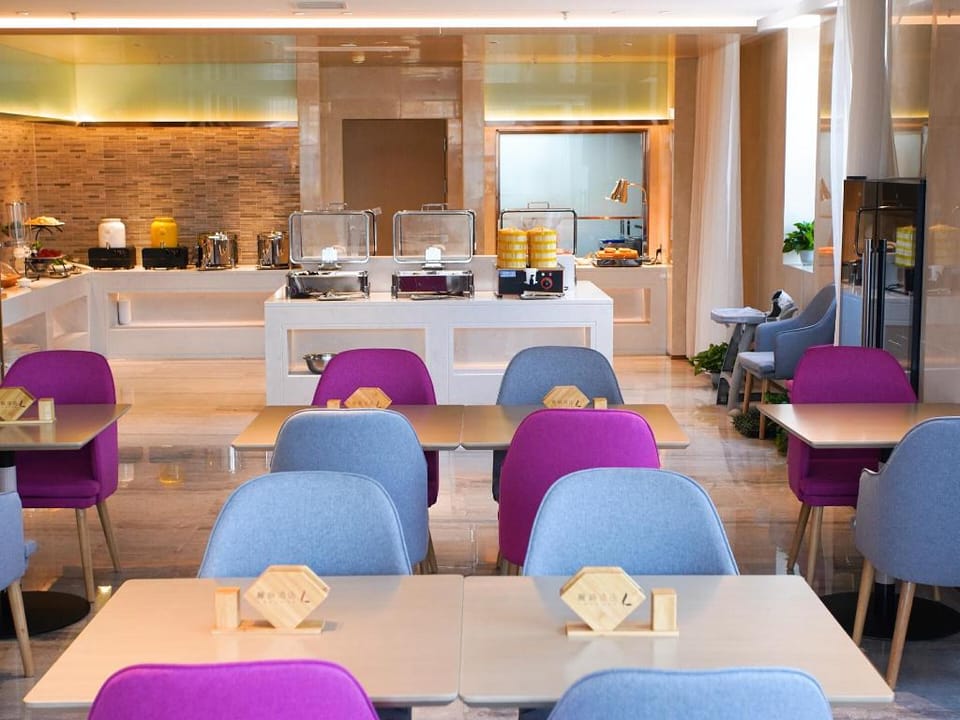 Lavande Hotel Beijing Fengtai Sports Center Dajing Metro Station Hotel in Beijing