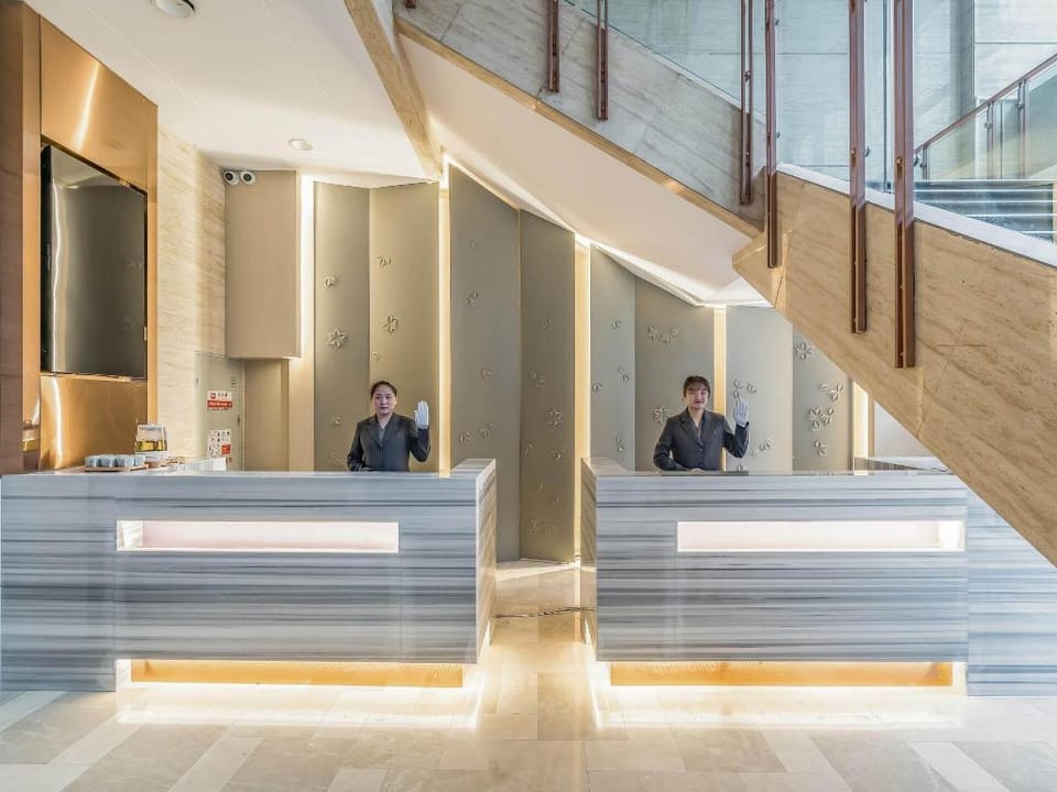 Lavande Hotel Beijing Zhongguancun Renmin University Suzhoujie Metro Station Hotel in Beijing