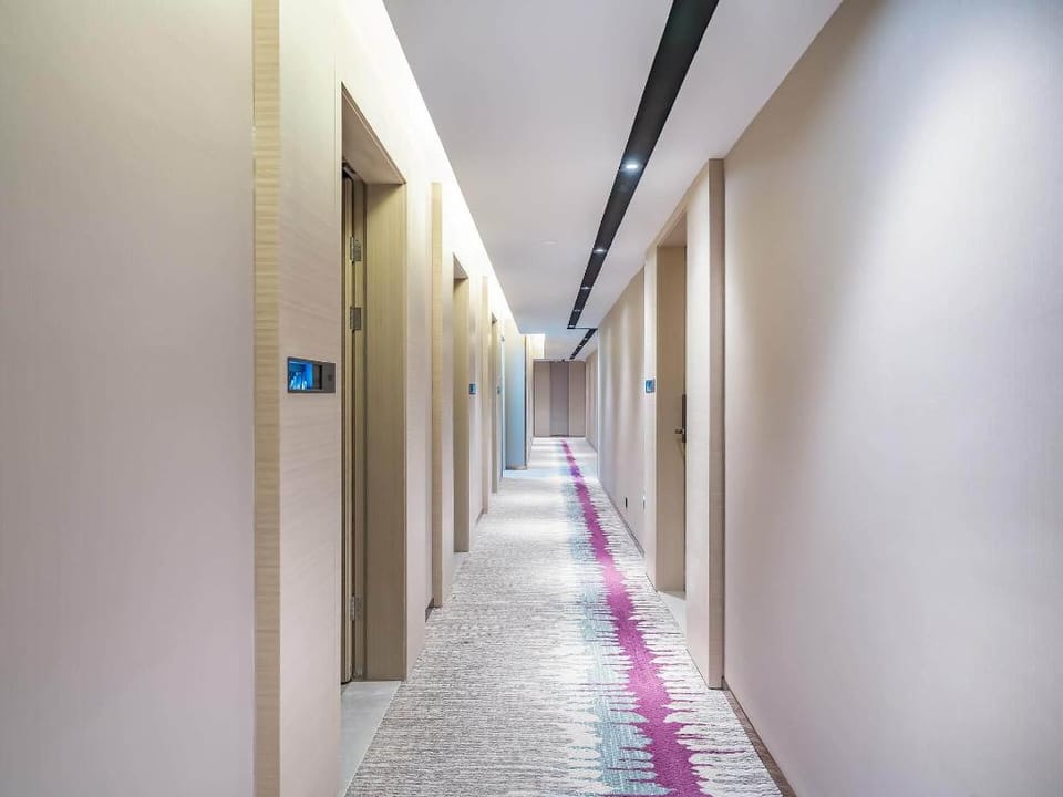 Lavande Hotel Beijing Zhongguancun Renmin University Suzhoujie Metro Station Hotel in Beijing