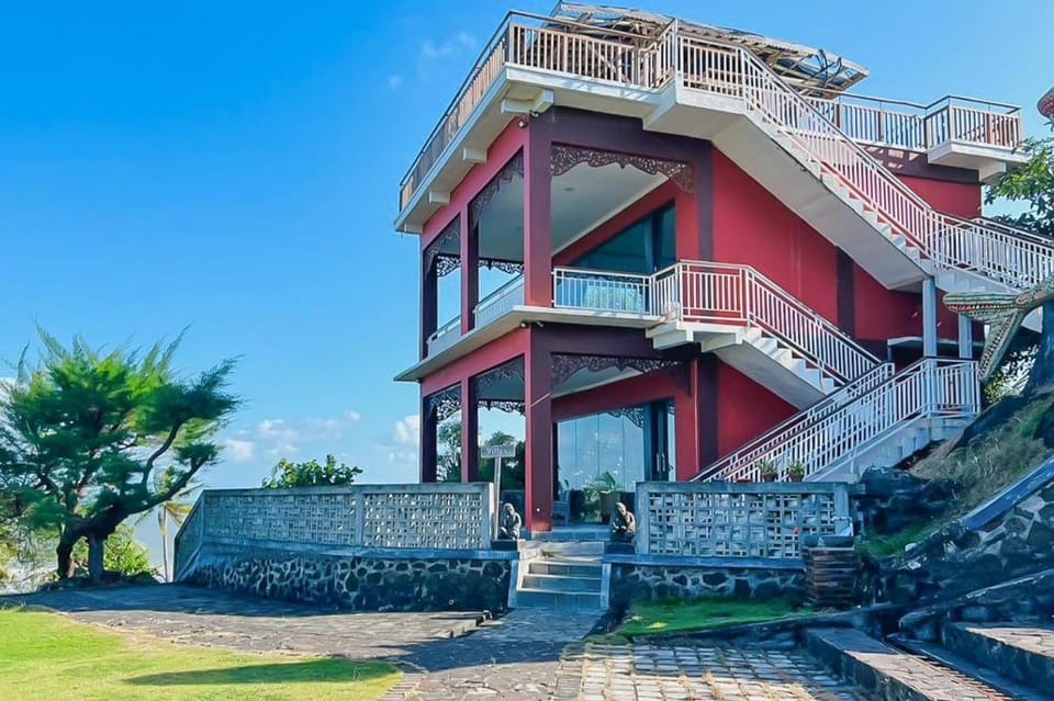 Urbanview Karapyak Glamping Lodges Hotel in West Java