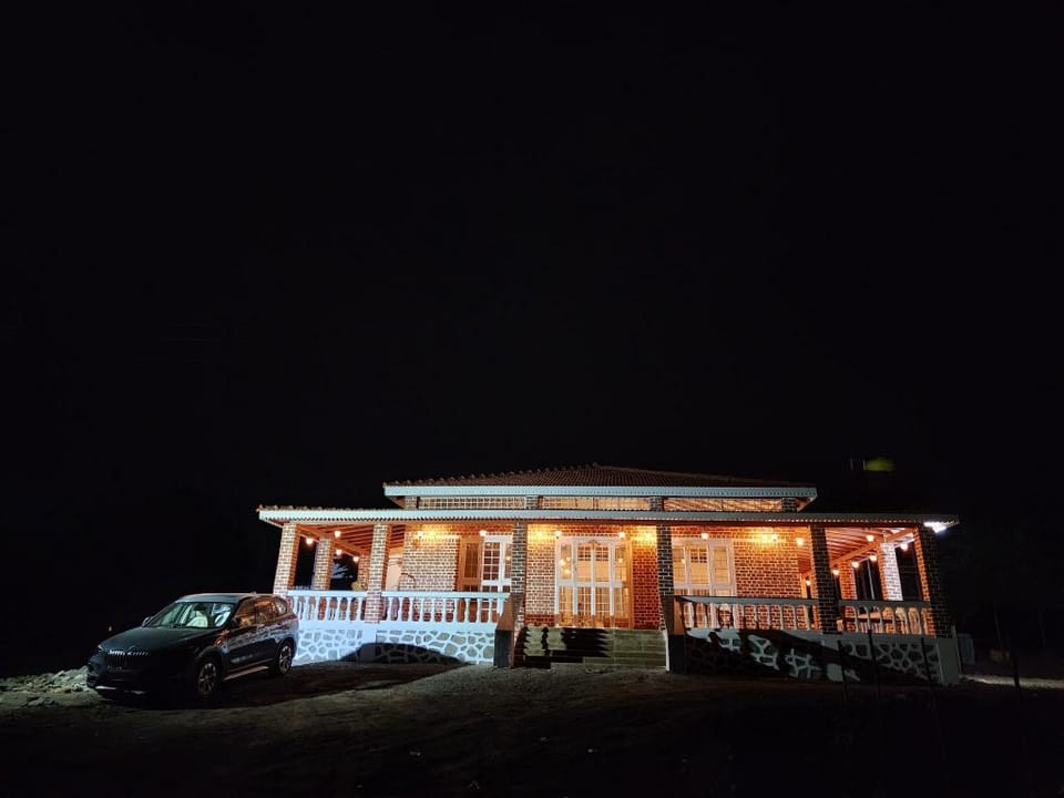The Windsor Villa Vacation rental in Maharashtra
