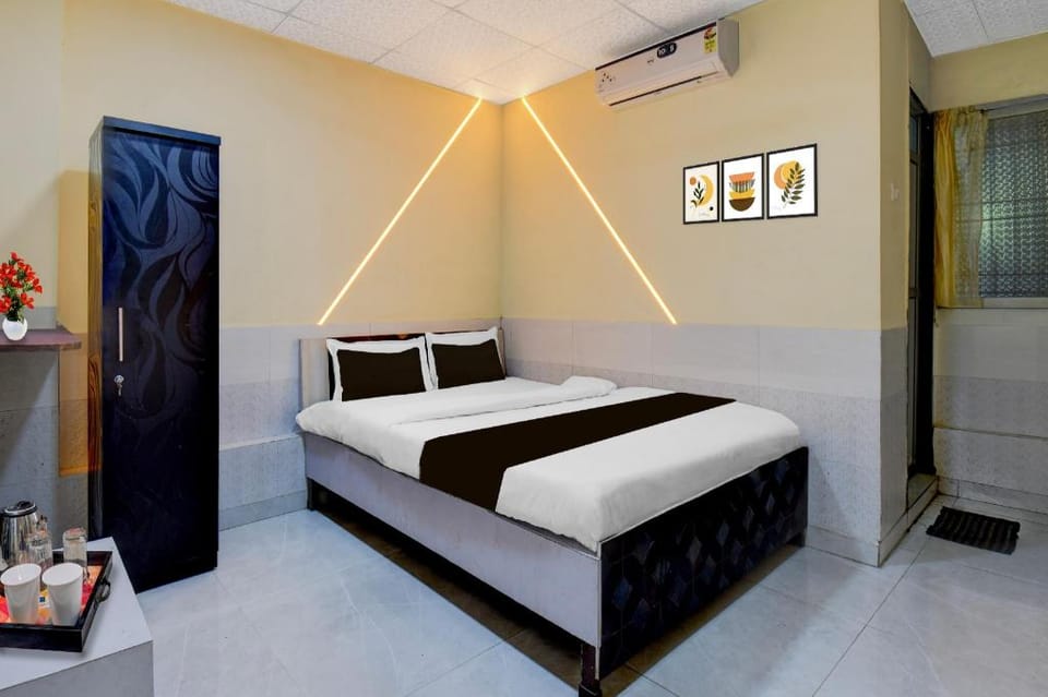 Super Hotel O Talegaon MIDC Formerly Goodluck Lodge Hotel in Maharashtra