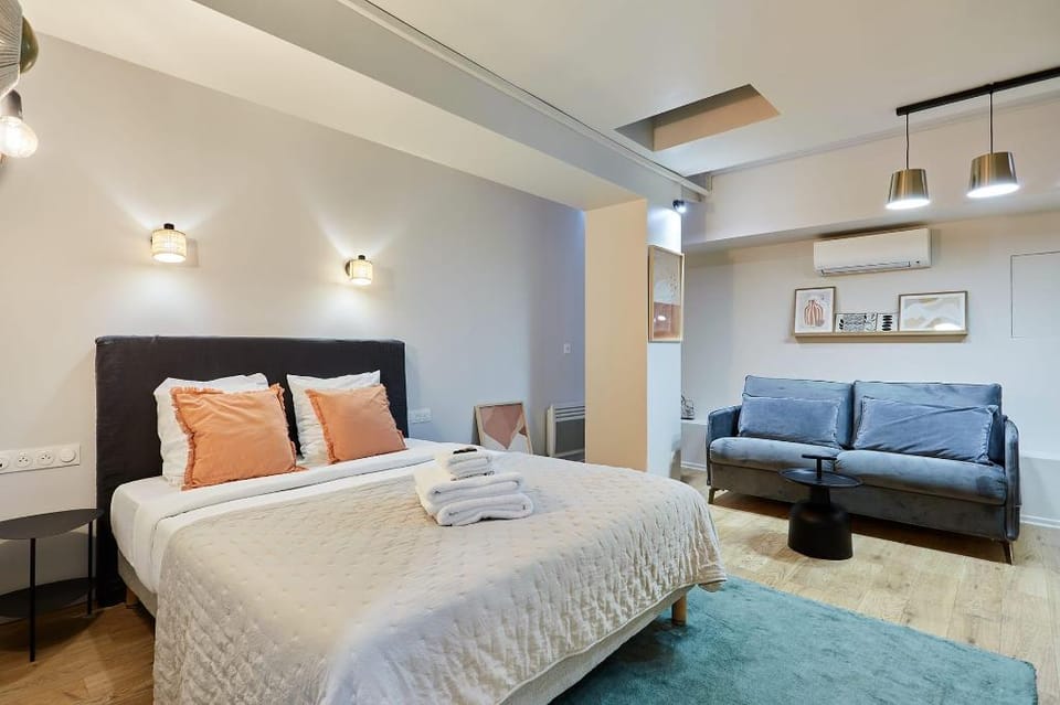 Charming Duplex 1 bedroom Center of Paris Apartment in Paris