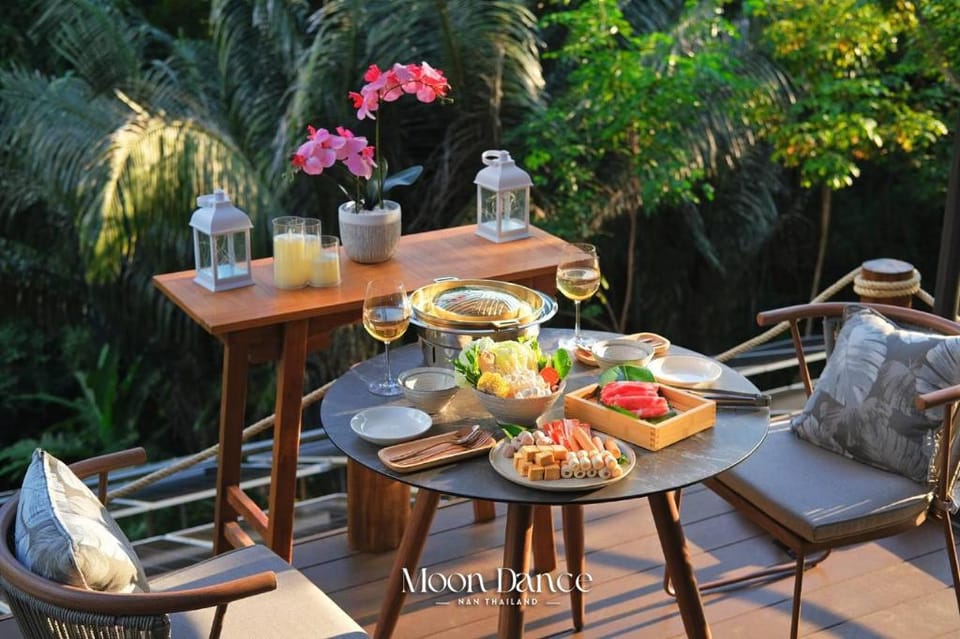มูนแดนซ์ น่าน Villa in Laos