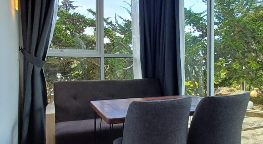 Sling & Stone Mountain Suites Hotel in Sabah