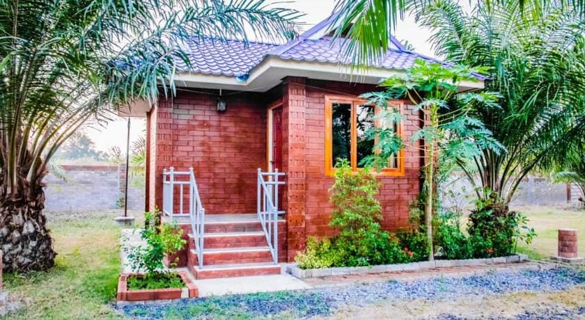 พยูงทองรีสอร์ท Inn in Cambodia