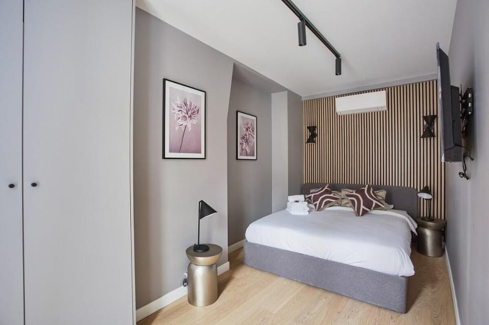 Sublime New flat 2 Bdr Beaubourg/Le Marais Apartment in Paris