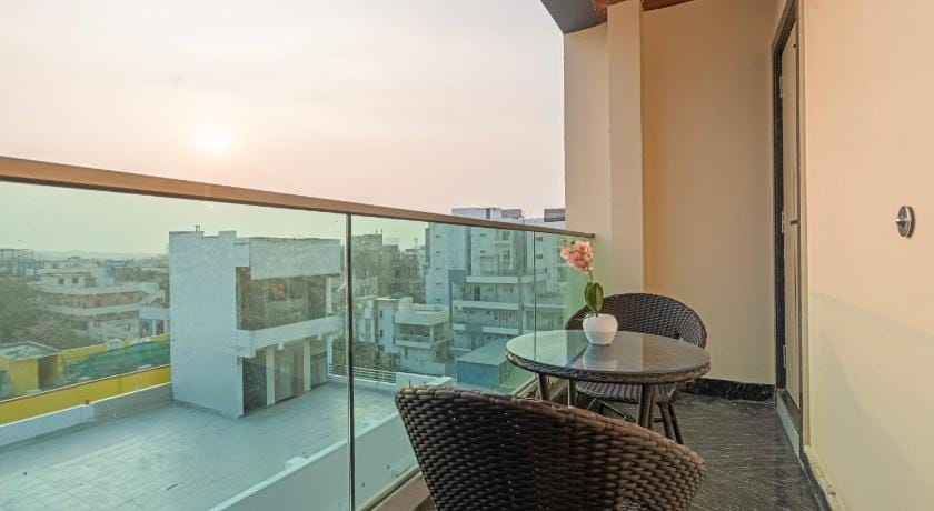Hotel Saffron Groves Hotel in Hyderabad