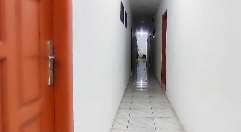 Urbanview Hotel Dream Guesthouse Padang Hotel in Padang
