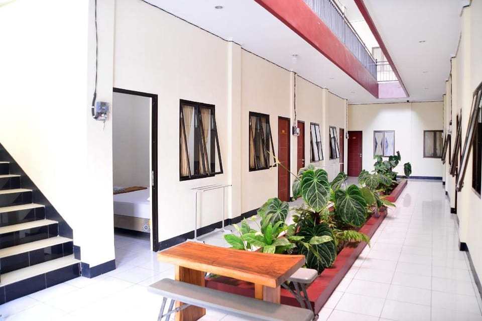 Urbanview @ Nalaya Homestay Mataram Hotel in West Nusa Tenggara, Indonesia