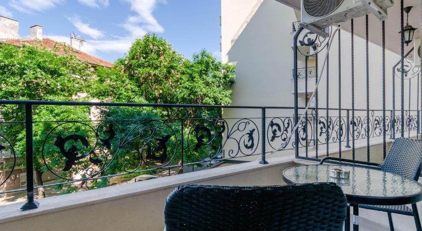 Hotel Rooms St Paul 13  Self Check in -Budget Stay Hotel in Plovdiv Province