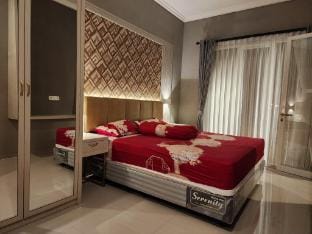 Achiera vila batu real Apartment in Batu