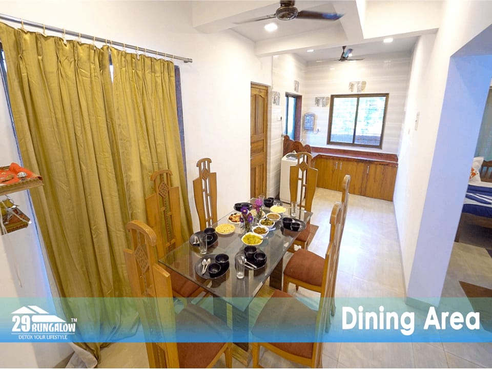 Sea Dreams Rooms by  29 Bungalow Hotel in Maharashtra