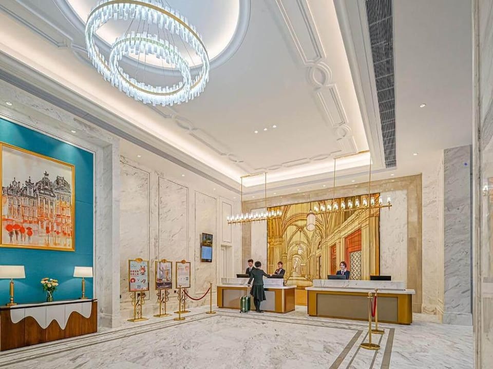Vienna International Hotel Guangzhou Huadu Plaza Cultural Tourism City Hotel in Guangzhou