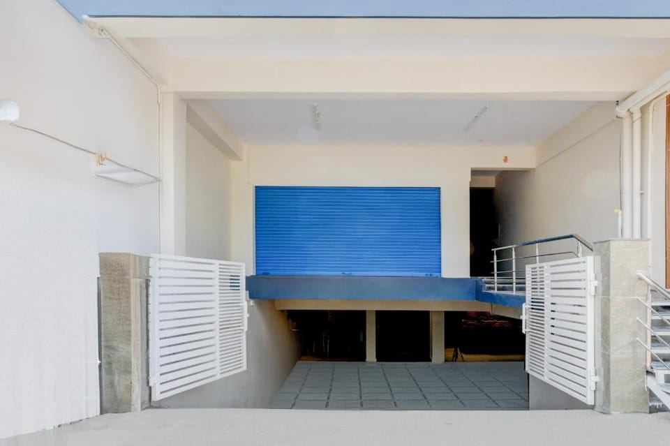 Hotel O Three Waves Hotel in Hyderabad