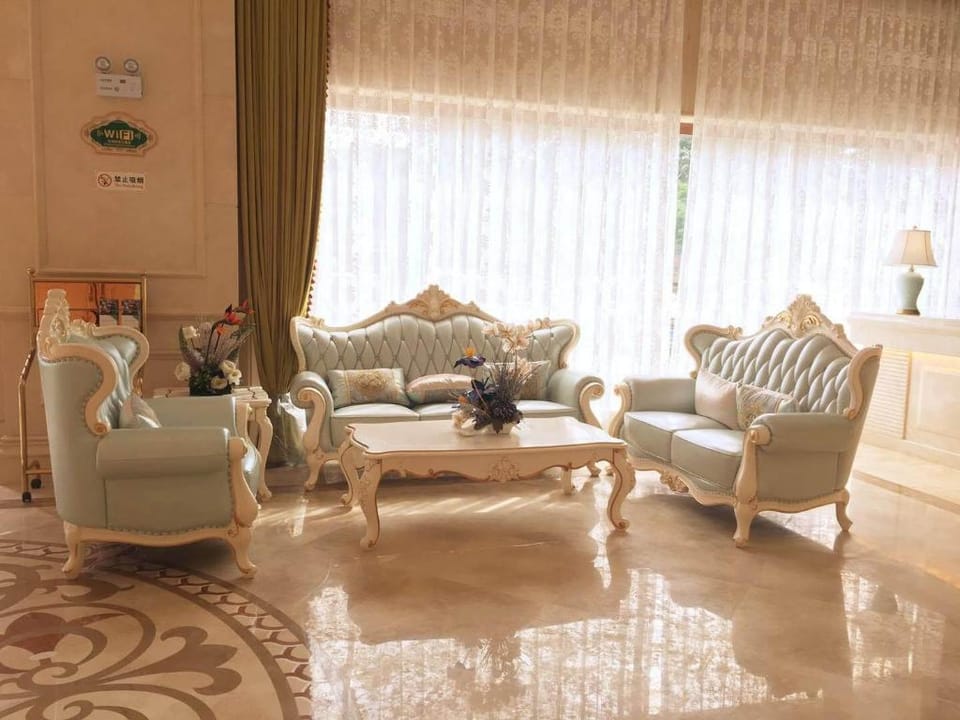 Vienna International Hotel Wuhan East Station Huanglongshan Metro Station Hotel in Wuhan
