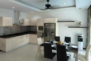 Villa Camelyann Vacation rental in Rawai