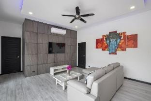 Villa Florine Vacation rental in Rawai