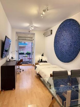 Ephemeral House Madrid Vacation rental in Centro