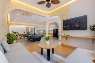 VT Villa 6Br near the ocean -16k TDuy Vacation rental in Vung Tau