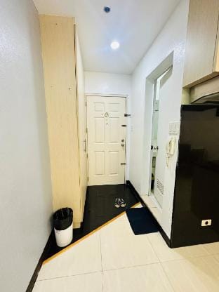 One Bedroom Seaview with balcony Manila Korea Town Apartment in Manila City