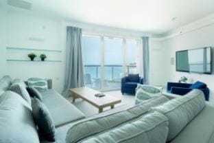 Magnificent Sea-View Panorama Apt by Sea N' Rent Apartment in Tel Aviv-Yafo