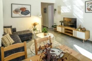 Charming Home in the Heart of Haifa by Sea N Rent Apartment in Haifa